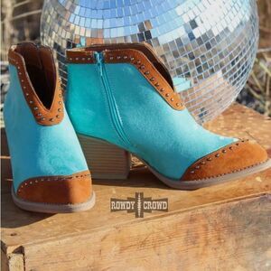 Boho Cowgirl Ankle Boots – Turquoise &  Studded Western Booties New